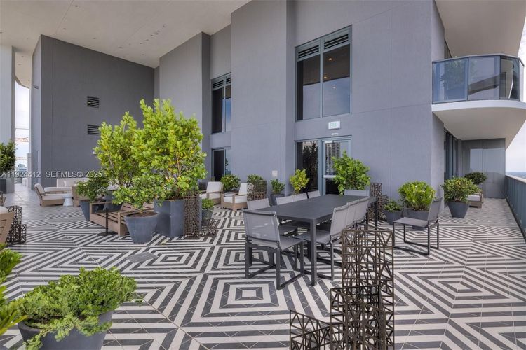 SLS Lux Brickell #2110 image #34