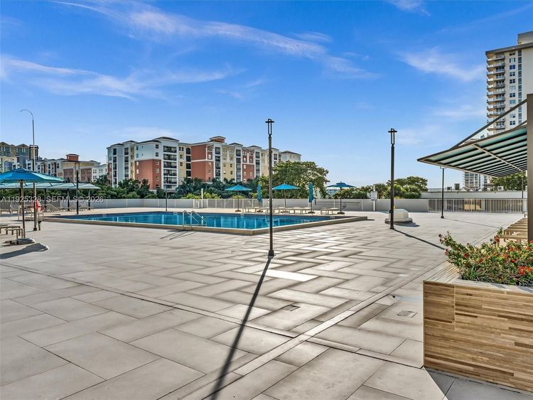 Winston Towers #712 image #45