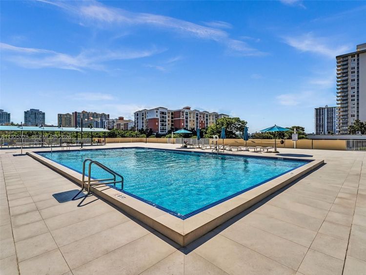 Winston Towers #712 image #55