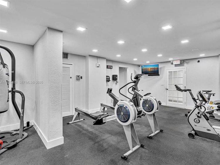 Winston Towers #712 image #57