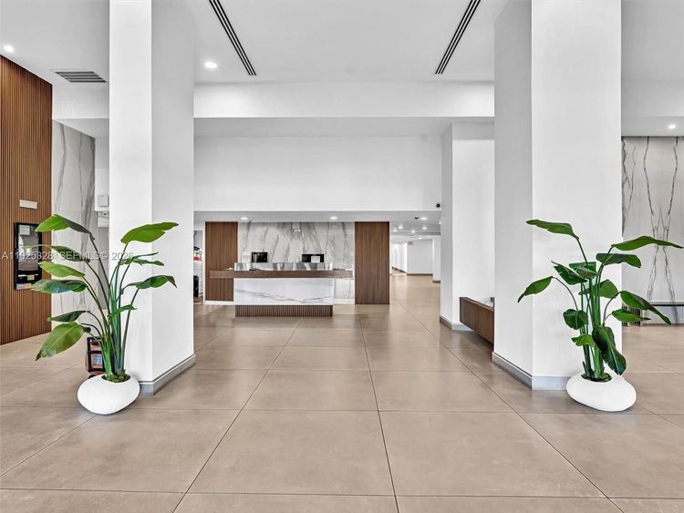 Winston Towers #712 image #60