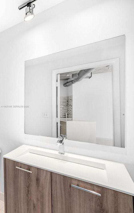 Neo Lofts #1806 image #14