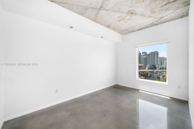 Neo Lofts #1806 image #15