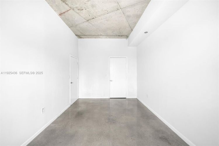 Neo Lofts #1806 image #17