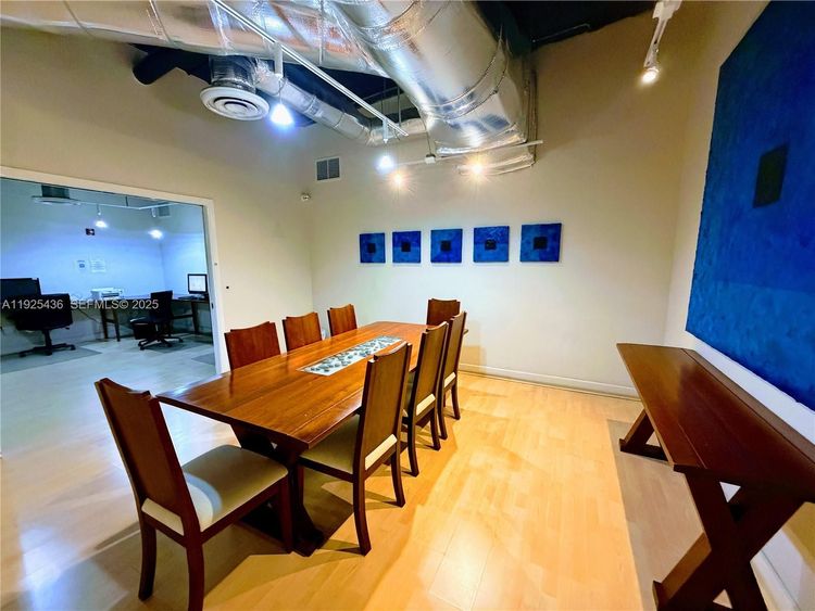 Neo Lofts #1806 image #23