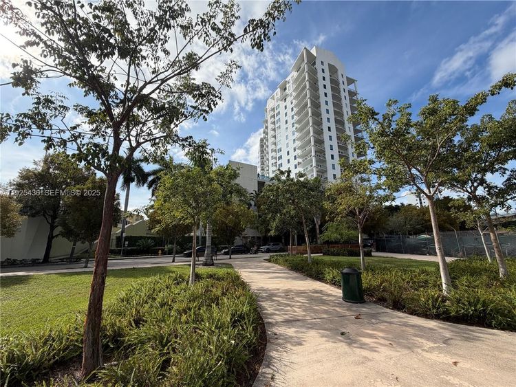 Neo Lofts #1806 image #26