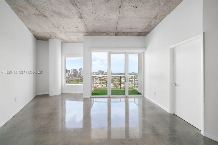 Neo Lofts #1806 image #9