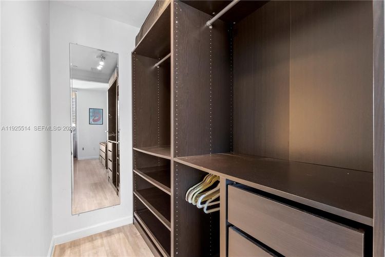 Brickell House #3500 image #12