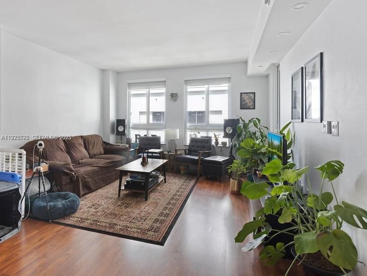 Toscano #607S image #9