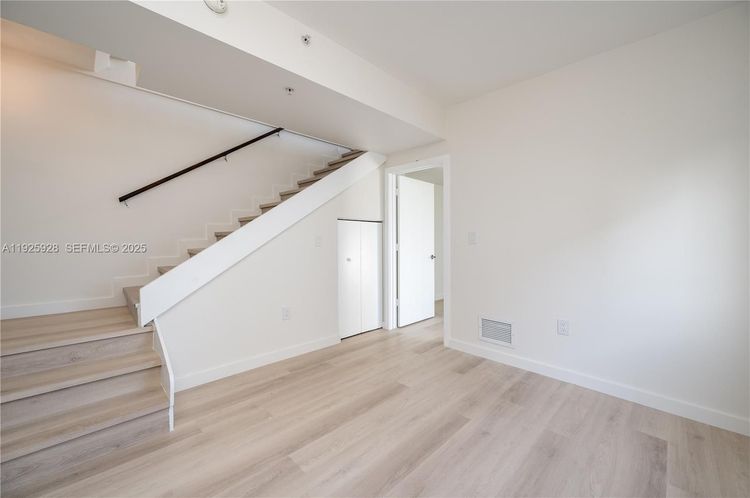 Brickell Roads Atriums #802 image #11