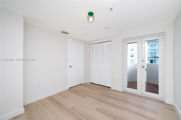 Brickell Roads Atriums #802 image #17