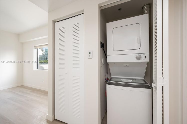 Brickell Roads Atriums #802 image #19