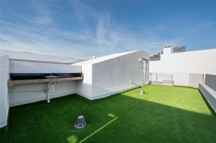 Brickell Roads Atriums #802 image #24