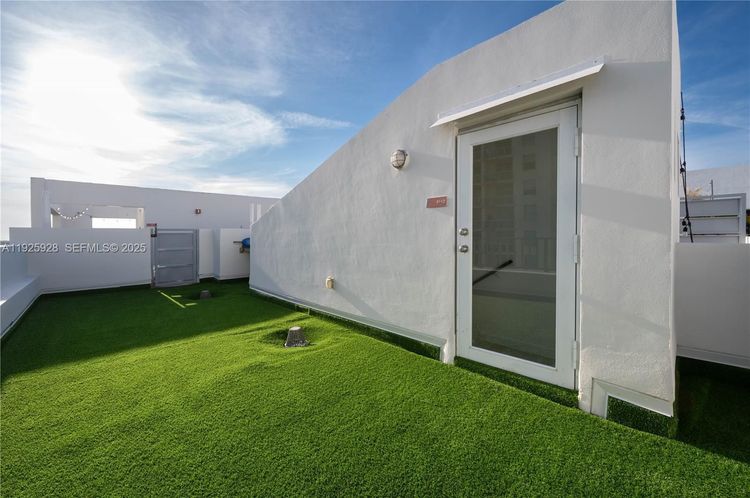 Brickell Roads Atriums #802 image #26