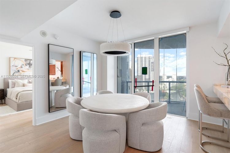 Las Olas River House #2406 image #19