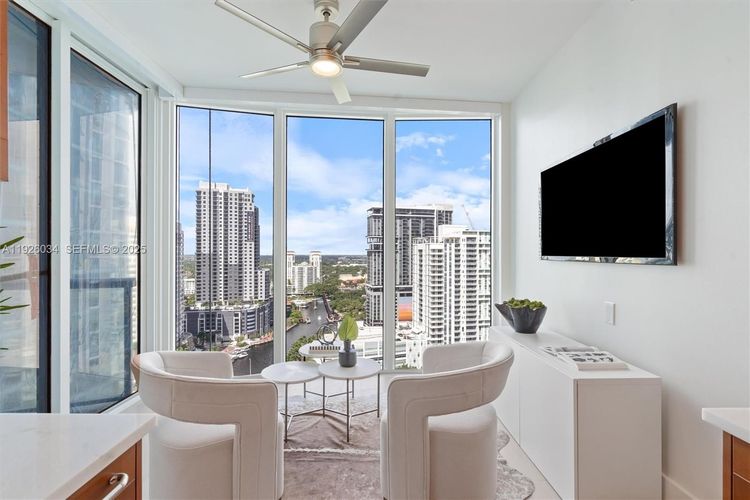 Las Olas River House #2406 image #28