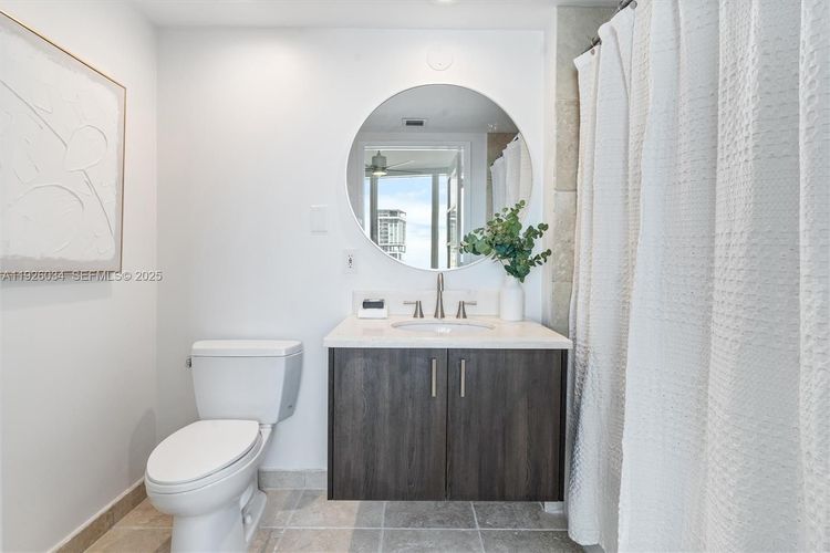 Las Olas River House #2406 image #31