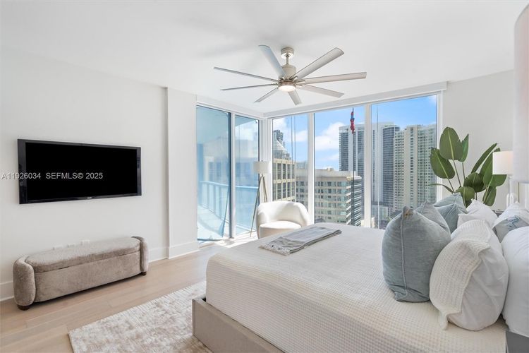 Las Olas River House #2406 image #36