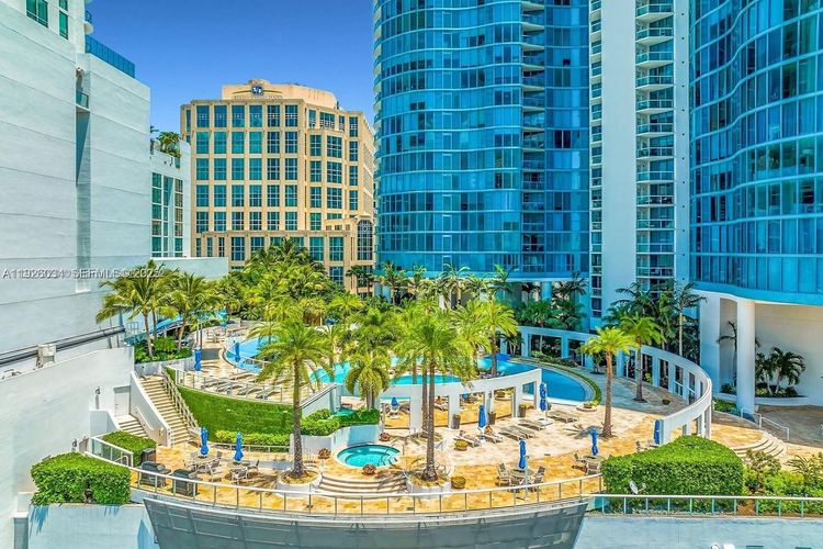 Las Olas River House #2406 image #6