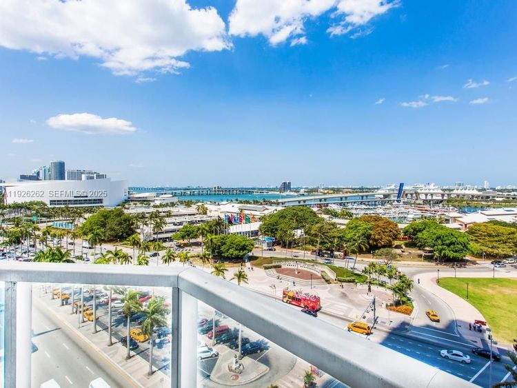 Vizcayne North Tower #1802 image #6