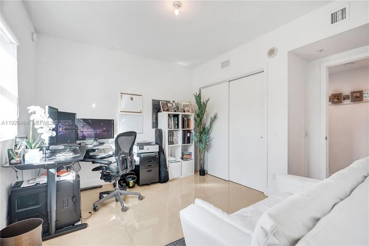 One Fifty One At Biscayne #401 image #14