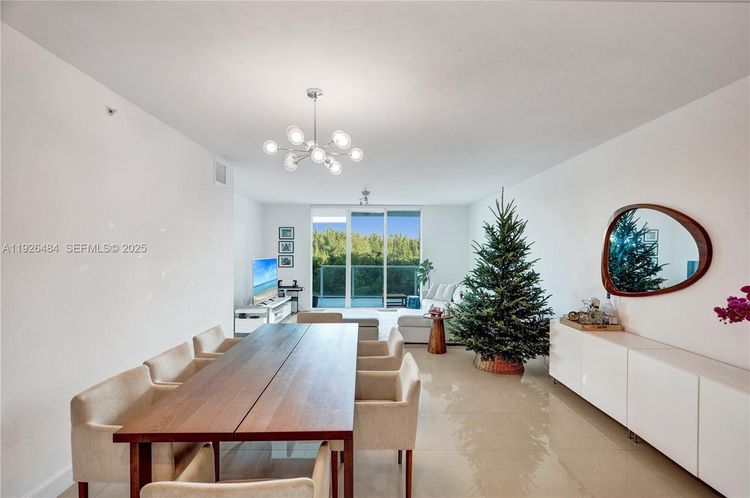 One Fifty One At Biscayne #401 image #21