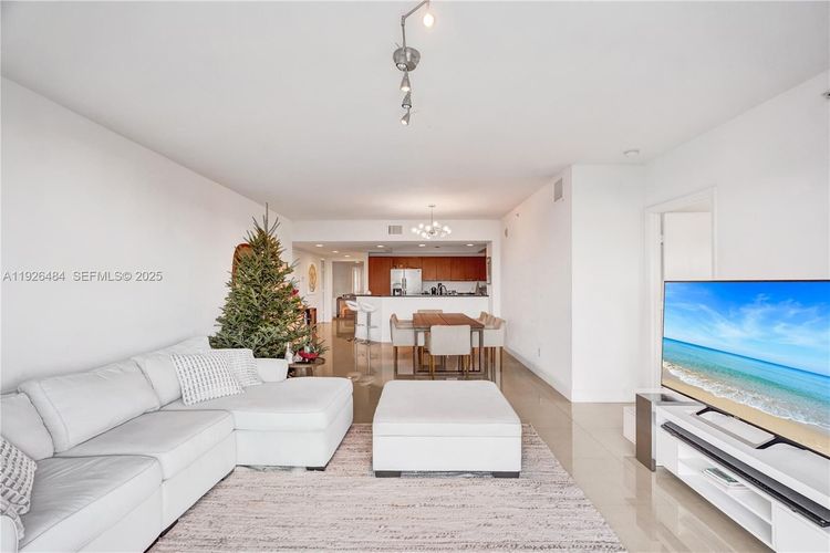 One Fifty One At Biscayne #401 image #25