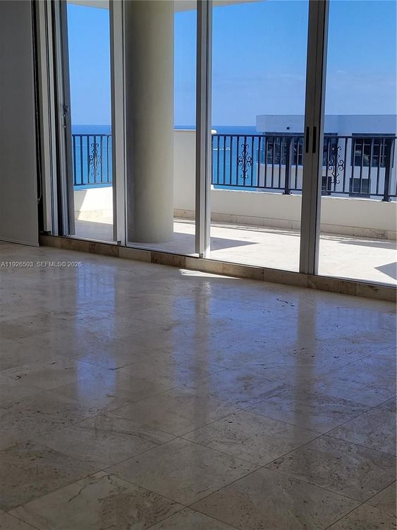 Florida Tower #1802 image #13