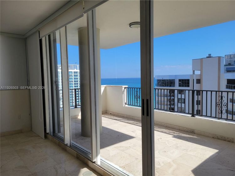 Florida Tower #1802 image #9