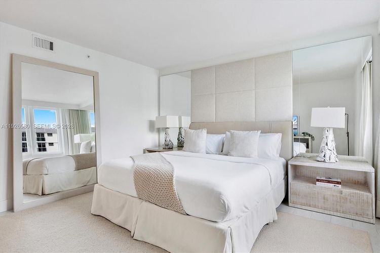 1 Hotel & Homes #1413 image #35