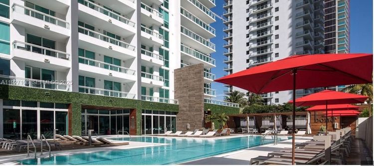 The Bond #1509 image #12