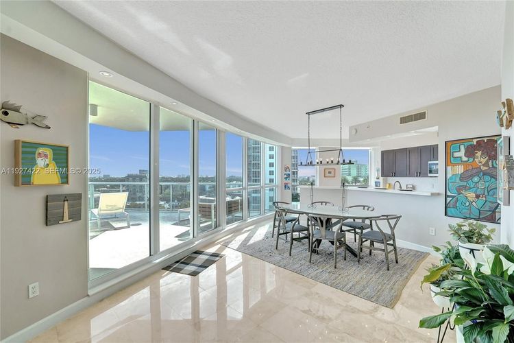 Venezia Las Olas #1101 image #15