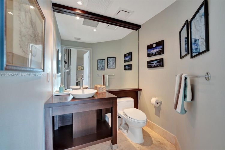 Venezia Las Olas #1101 image #48