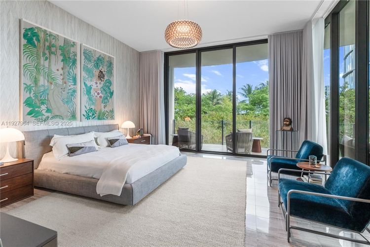 Two Park Grove #5A image #14