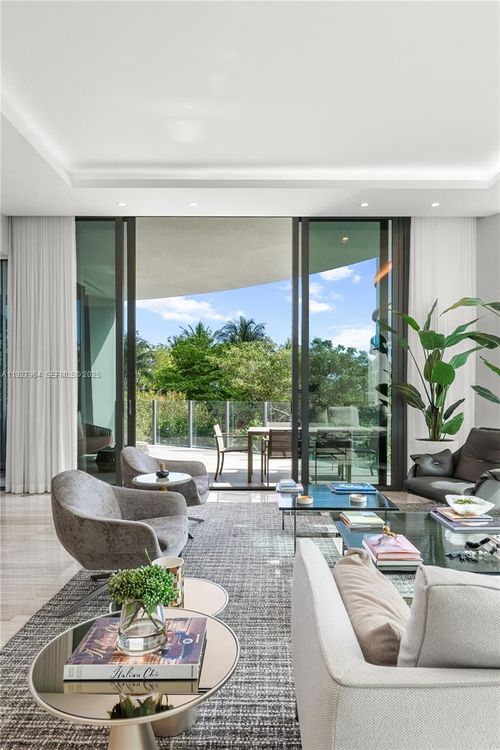 Two Park Grove #5A image #21