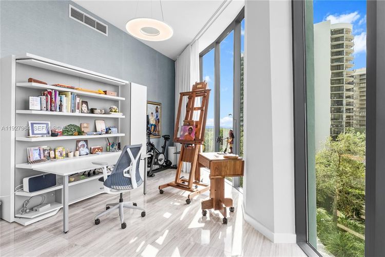 Two Park Grove #5A image #28