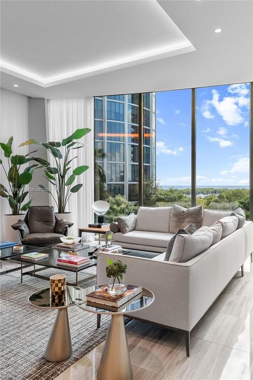 Two Park Grove #5A image #7