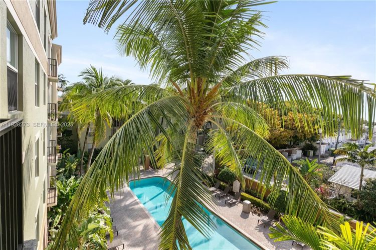 Regent Park #312A image #20