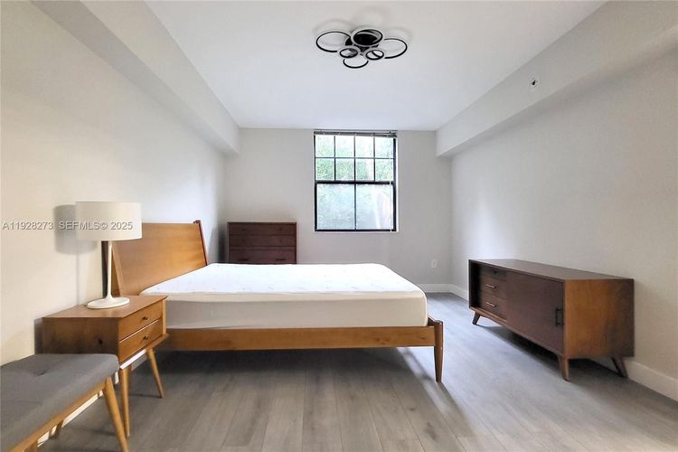 Regent Park #312A image #6