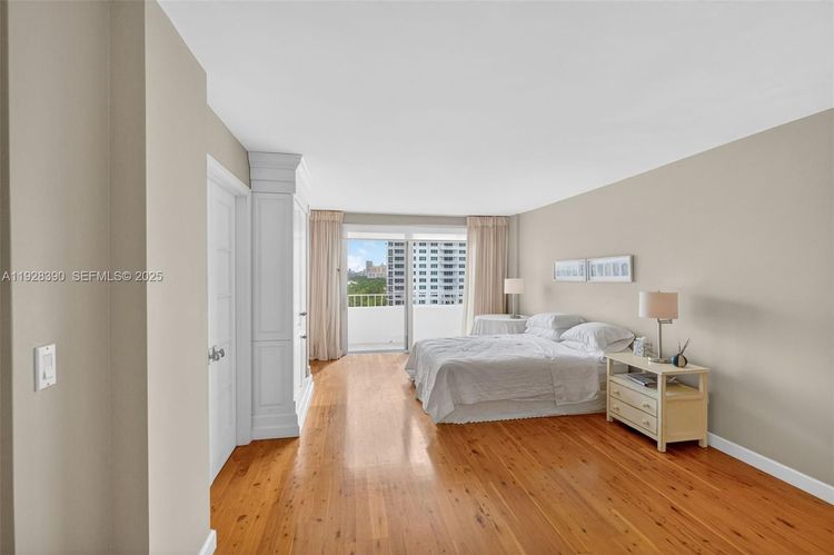 Commodore Club East #1101 image #16