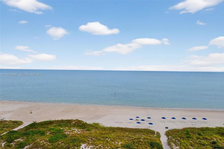 Commodore Club East #1101 image #31