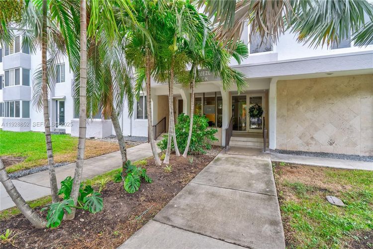 Caribbean Breeze #159 image #14