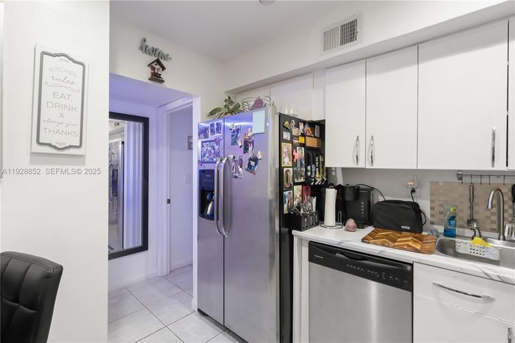 Caribbean Breeze #159 image #8