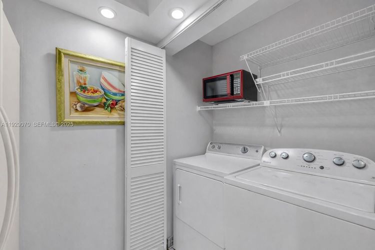 Portugal Towers #12-8 image #10