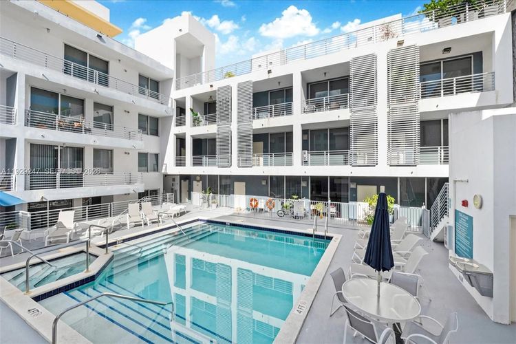 Lofts at Mayfair #305 image #14