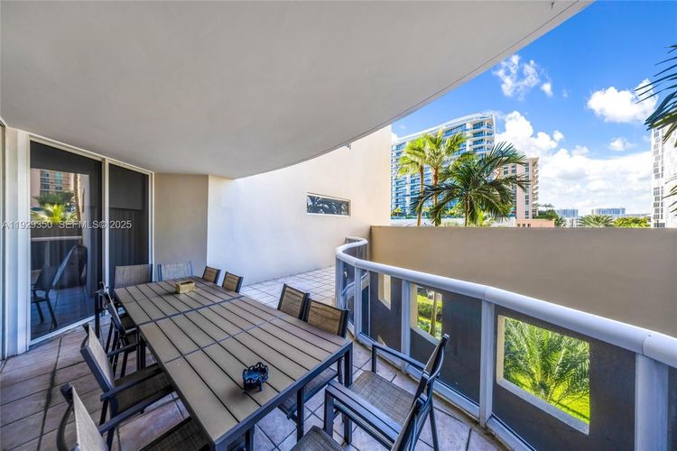 Pinnacle #303 image #26