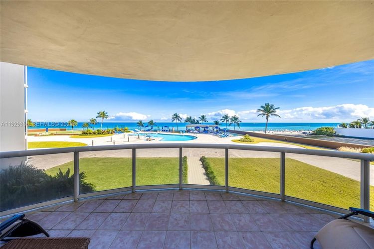 Pinnacle #303 image #32