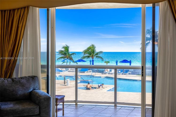 Pinnacle #303 image #37