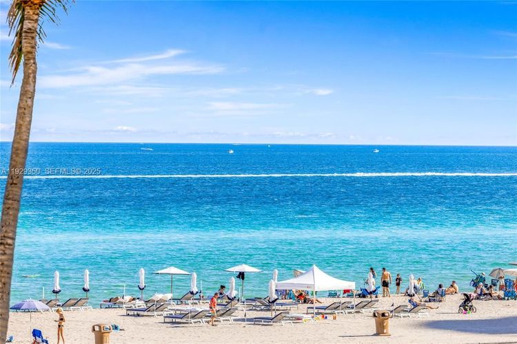 Pinnacle #303 image #38