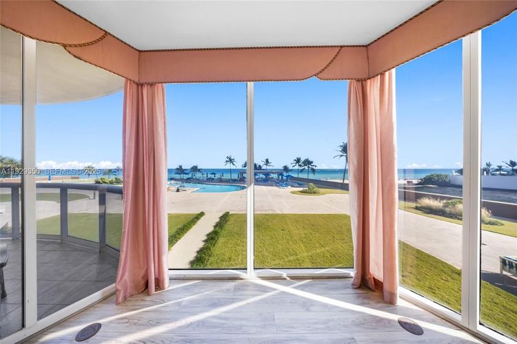 Pinnacle #303 image #8